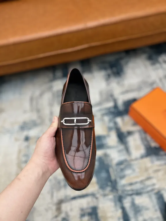 Hermes Shoe 